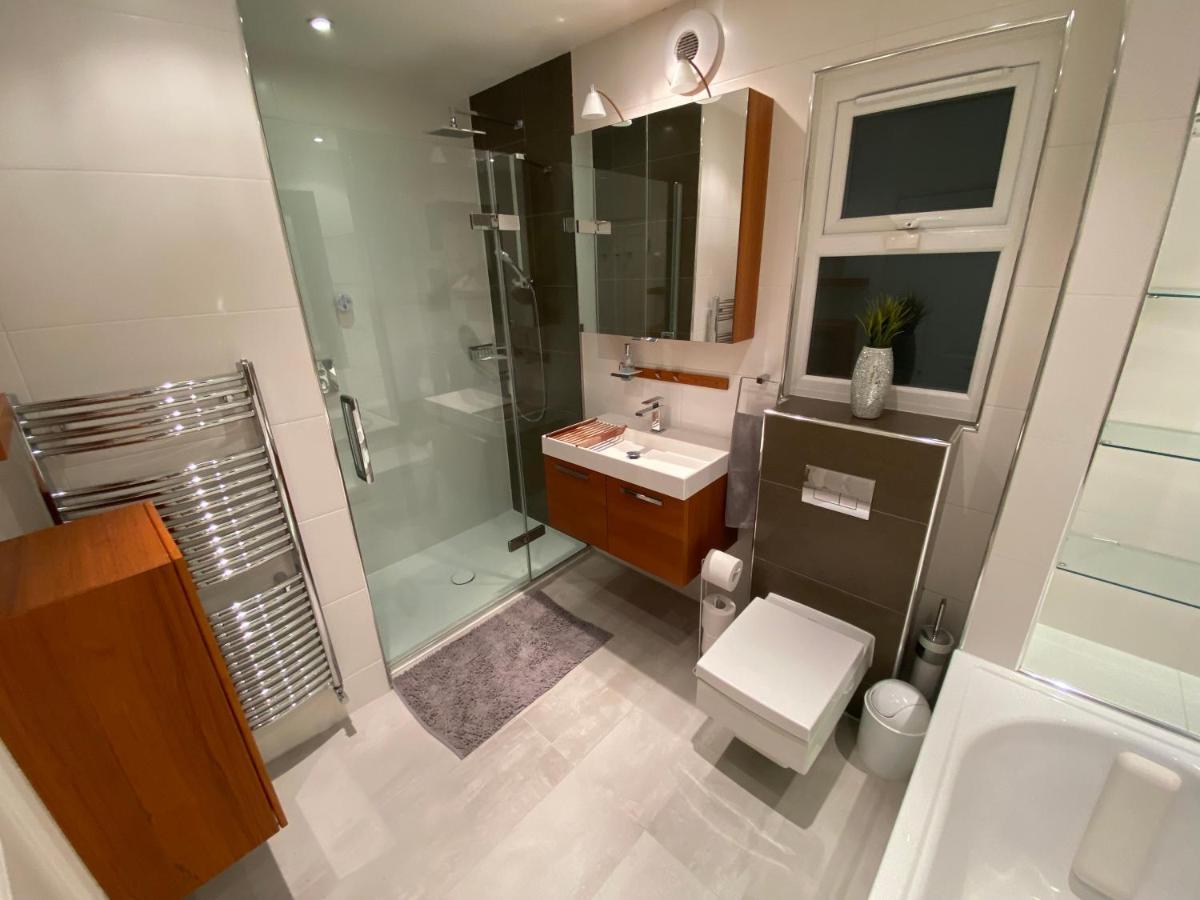 לונדון Private Rooms In Excellent Family House ,Zone 2 מראה חיצוני תמונה