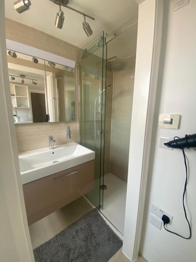 לונדון Private Rooms In Excellent Family House ,Zone 2 מראה חיצוני תמונה